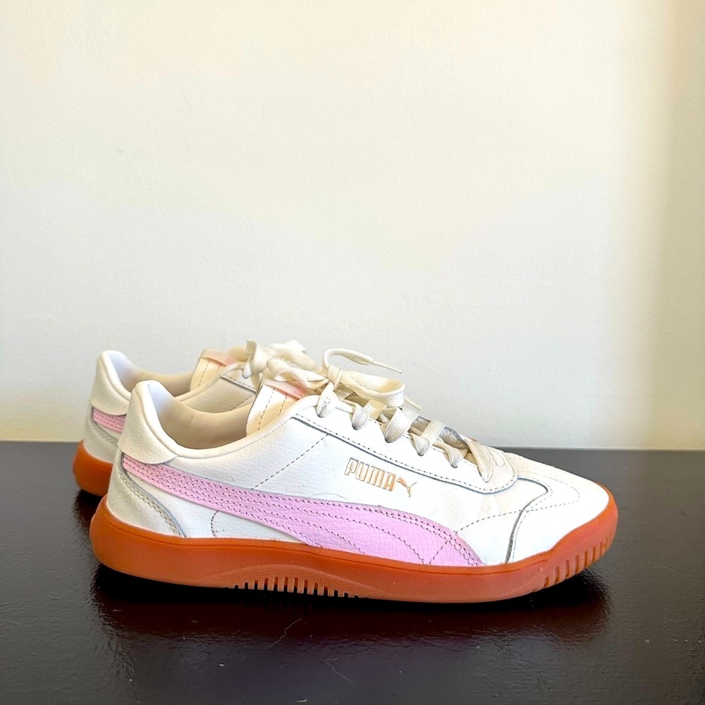 Puma White and Pink Sneakers with Retro Design